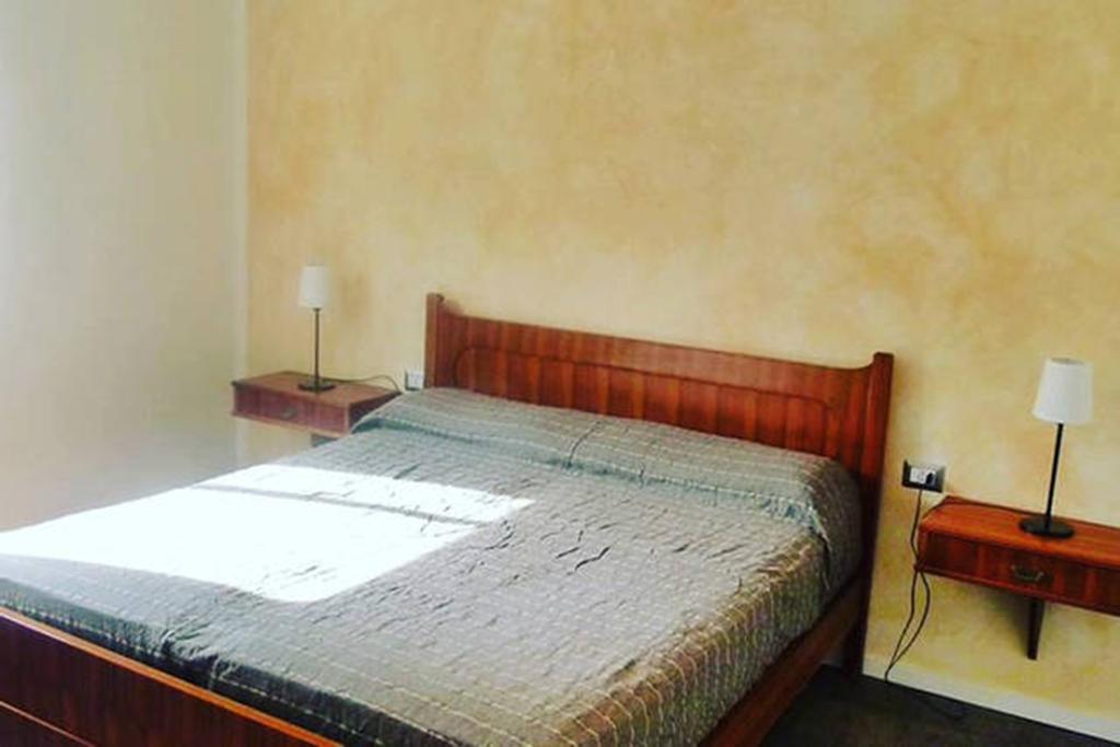 Apartment Piccolo Borgo Castelveccana Exteriör bild